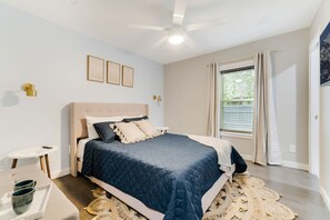 アパートメント | 2 室のベッドルーム、インターネットアクセス