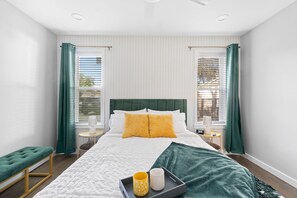 Apartment | 2 bedrooms, Internet - Emerald Indigo House Pet Friendly (Dallas)