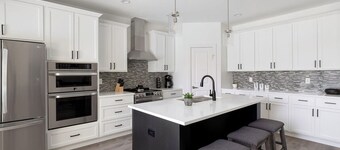 Urban Retreat With Pool Near Downtown Dallas