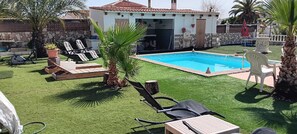 Pool - Guest house inside villa Noah (VC)