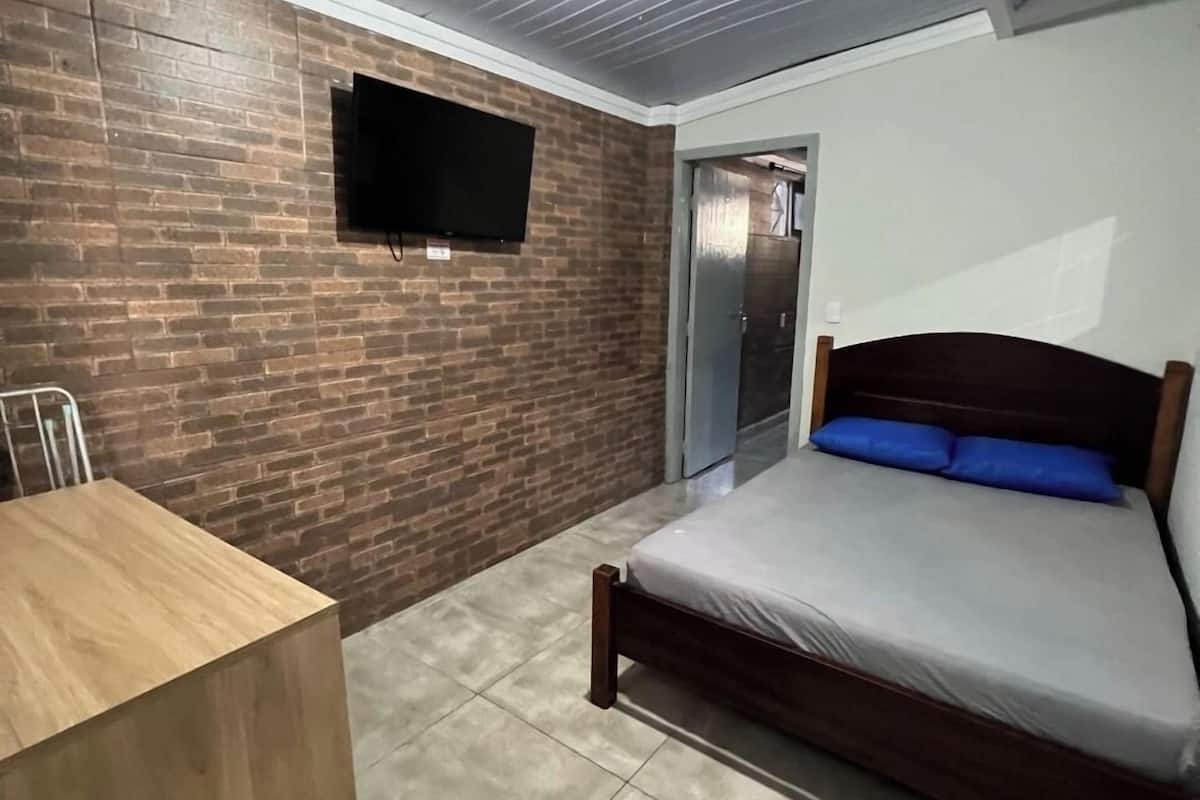 1 habitación y wifi gratis