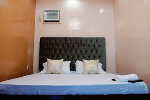 3 bedrooms, iron/ironing board, bed sheets - Rb's Three Storey House (Zamboanga)