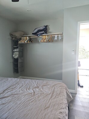 1 bedroom, in-room safe, desk, free WiFi