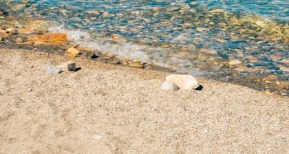 Spacious 6-bedroom house in Garden City/Bear Lake! w/ ping pong, air hockey