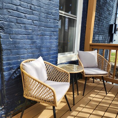 The Guest House on Seneca with King Bed