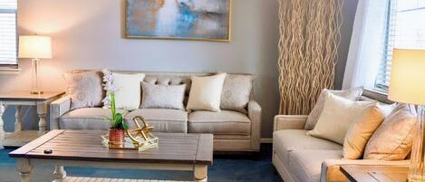 智能电视、壁炉、桌上足球、乒乓球