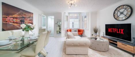 Apartment | Living area