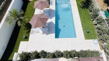 Outdoor pool, pool loungers