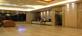 Qiongzhong Runfeng Business Hotel