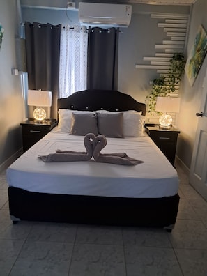 1 chambre, fer et planche à repasser, Wi-Fi, draps fournis