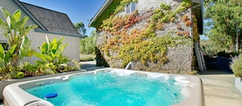 Luxury Estate Awaits: Your Ultimate Vineyard Escape