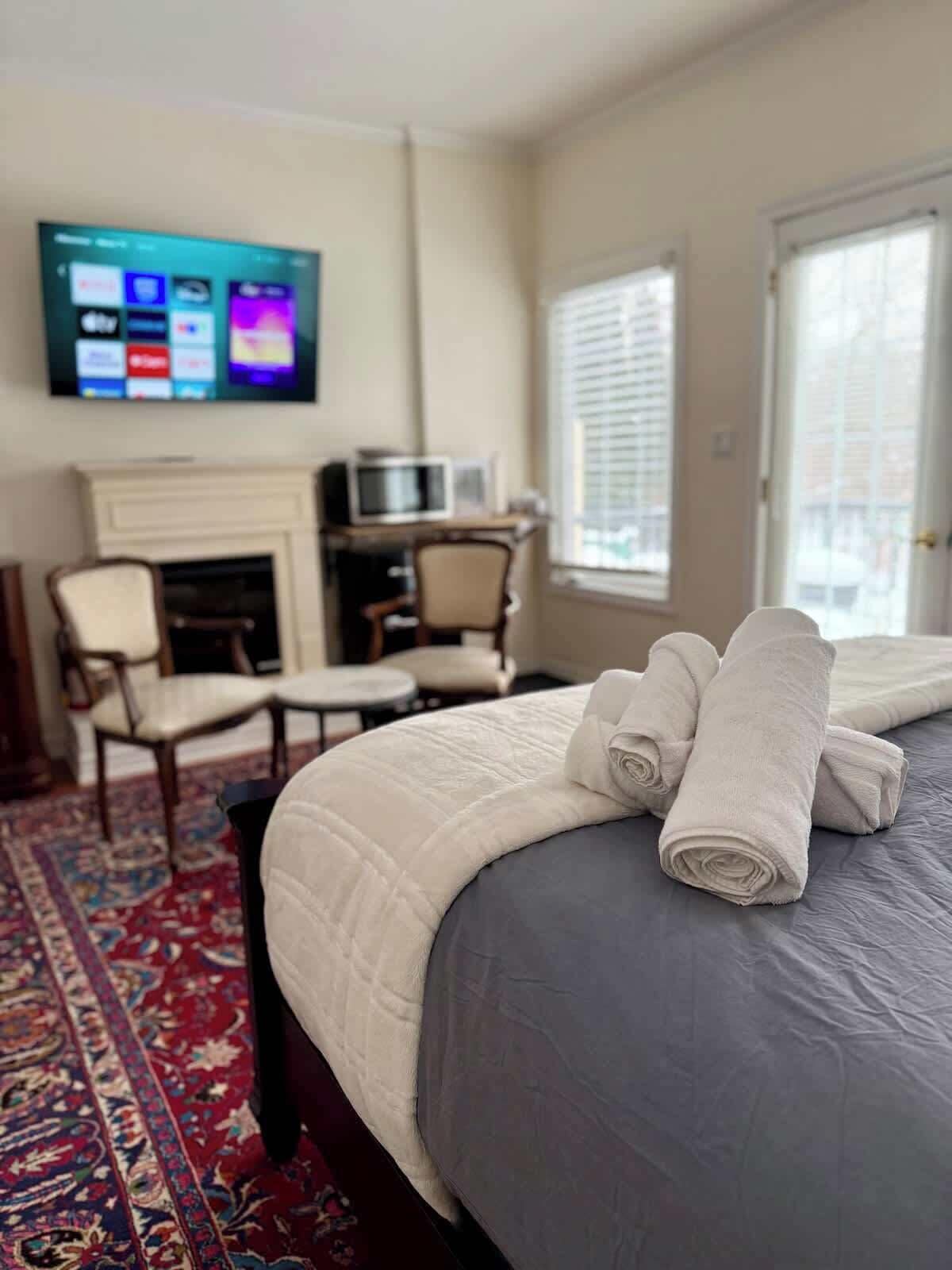 1 chambre, fer et planche à repasser, Wi-Fi, draps fournis