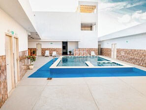 Utomhuspool