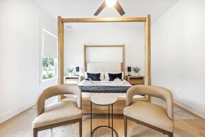 3 bedrooms, free WiFi, bed sheets - Enchanting 3-bedroom house with WiFi in Driftwood (Driftwood)