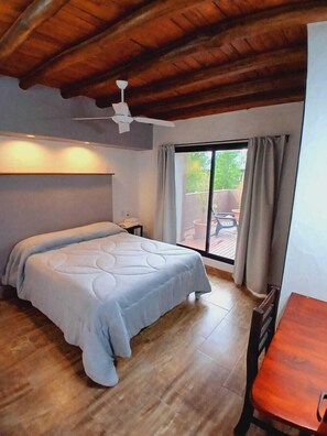 Cabaña familiar, vista a la colina | 1 habitación, cortinas blackout, cunas gratuitas y wifi gratis