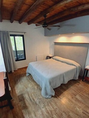 Family Cabin, Garden View | Blackout drapes, free cribs/infant beds, free WiFi, bed sheets - La Divina Pereza Eco (San Rafael)