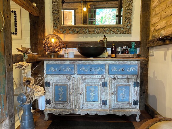 Villa | Bathroom