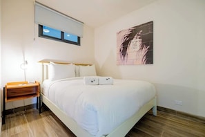 1 bedroom, iron/ironing board, WiFi (free), bed sheets