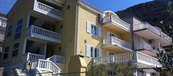 Apartments Villa Novak - One Bedroom Apartment with Sea View