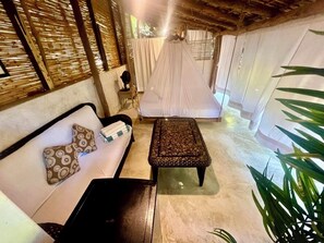 Ping pong, books - Huge full private villa in front of virgin bay (Arroyo Cruz)