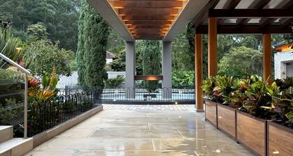 Casa San Antonio de la Peña is located in the most privileged area of Medellín.