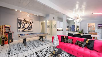 Spielezimmer