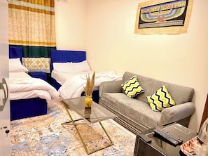 Deluxe Double or Twin Room, Desert View | Laptop workspace, soundproofing, free WiFi