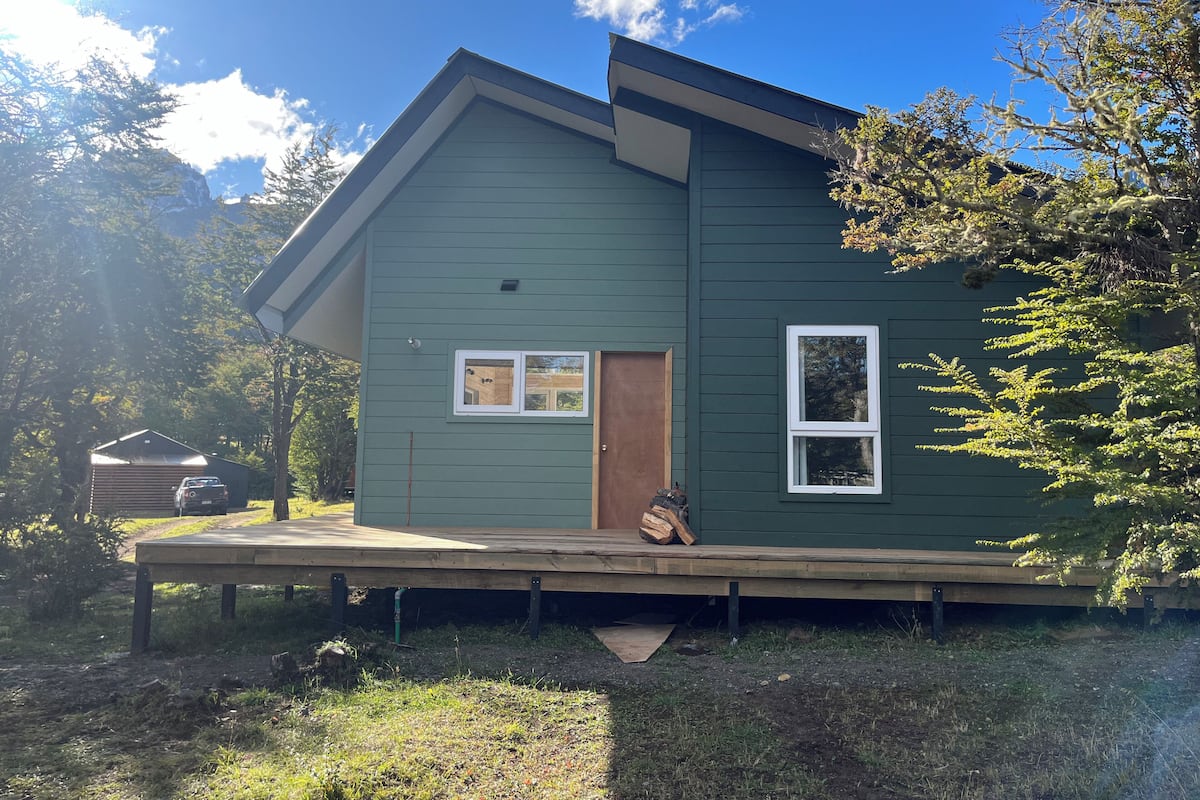 Cabane Familiale, 2 chambres, patio, vue montagne