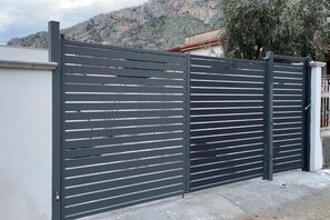 Property grounds - THE HOUSE OF THE FAIRY- Marine Protected Area Deluxe Room 2 (Isola delle Femmine)