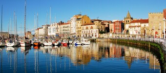 Seaviews-gijon-parking-2br-walk to Beach-wifi