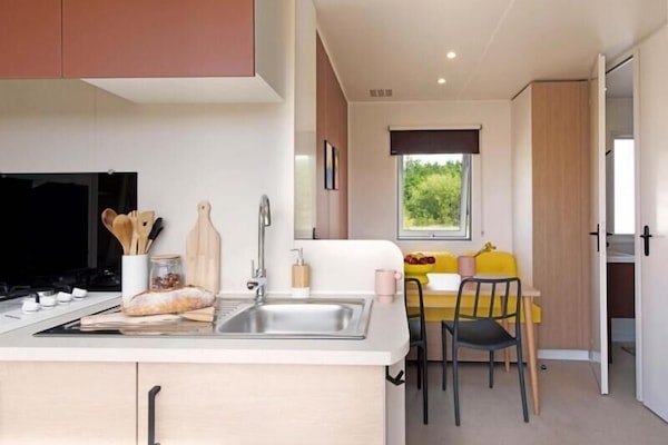 Standard Mobile Home | Private kitchen | High chair