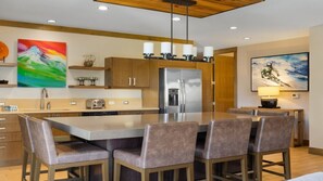 Dining - Discover the Perfect Family Getaway at Wyndham Resort at Avon-1 Bd. Presidential (Avon)