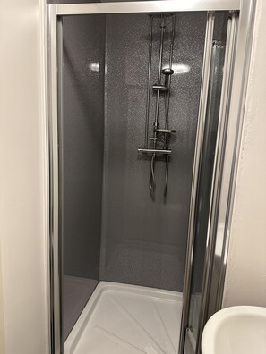 Apartment | Bathroom