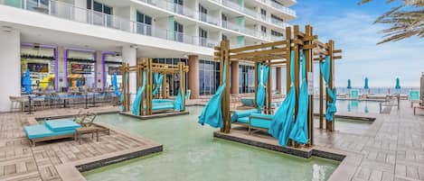 Piscine extérieure, piscine chauffée