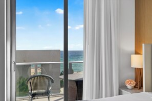 1 chambre, coffres-forts dans les chambres, bureau, lit parapluie