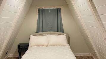 3 habitaciones, tabla de planchar con plancha, wifi y ropa de cama