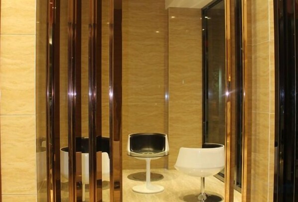 Spa - Mingdu Hotel (Ningming)
