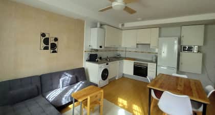Beautiful Apartment in Cuenca Wifi Free-Special Family