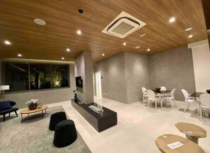 Studio | Interior