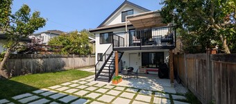 Easy Access 2 bedroom Ground Floor Suite Near PNE