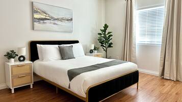 5 dormitorios, tabla de planchar con plancha, wifi gratis y ropa de cama