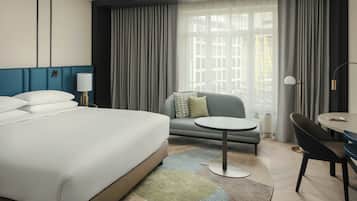 1 bedroom, premium bedding, in-room safe, desk