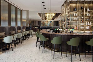Bar (en la propiedad)