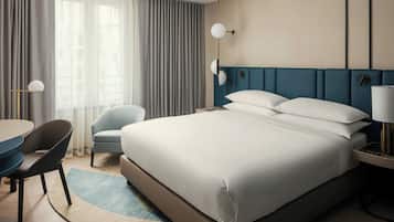 Classic Double Room, 1 Queen Bed | 1 bedroom, premium bedding, in-room safe, soundproofing