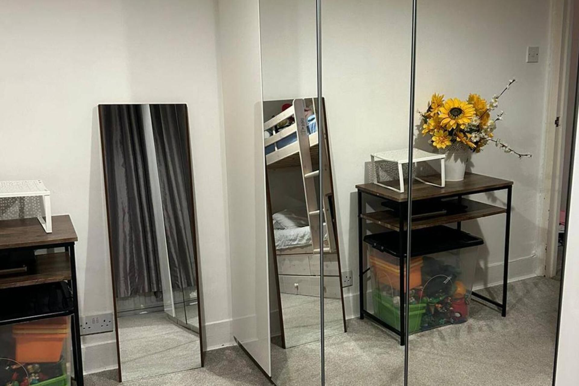 2 chambres, fer et planche à repasser, Wi-Fi gratuit, draps fournis