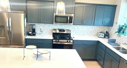 Stunning 4-BR Townhome – Family-Friendly, Biking Trails, Pool, and Games!