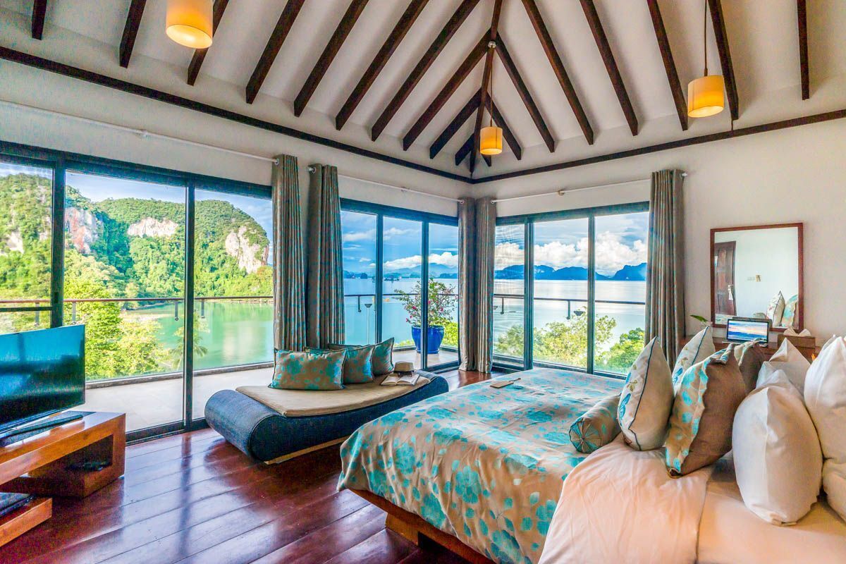 2 slaapkamers, een strijkplank/strijkijzer, internet, beddengoed