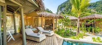 TreeHouse Villas - Beachfront Pool Villa