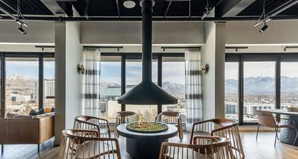 DT Studio | Gym | Pool Table | 12th Floor |Parking