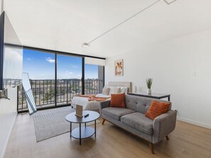 TV - DT Studio | Gym | Pool Table | 8th Floor | Parking (Salt Lake City)